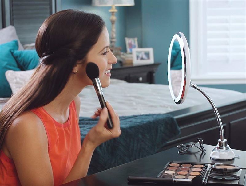 UNIQ Flexible Mirror with LED light & 10x magnification - | Fashiongirl