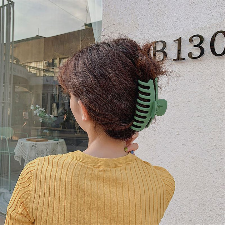 SOHO Kana Hair Claw - Bark Brown - Hair Accessories