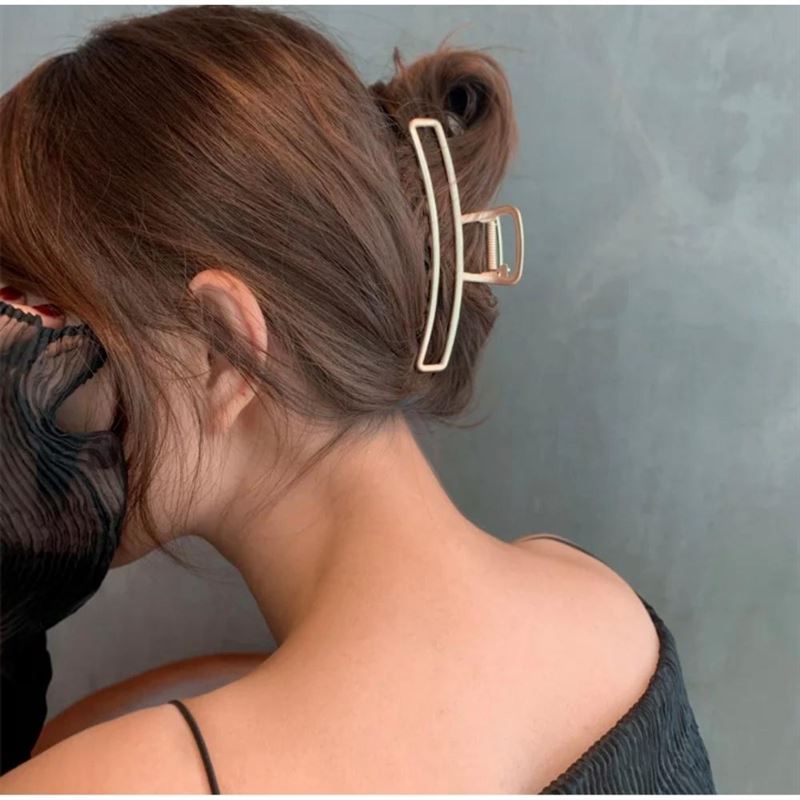 SOHO Selin Metal Hair Claw - Gold - Hair Accessories
