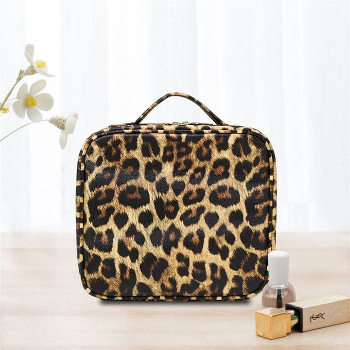 UNIQ makeup travel bag - Toiletry bag / Cosmetic bag for all your makeup - Leopard - Fashiongirl