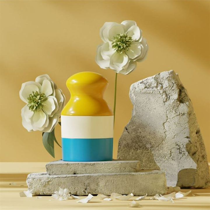 UNIQ Portable Refillable Sponge Roller Applicator - 100ml - Mess - Free Sunscreen & Lotion for Kids - Travel Accessories